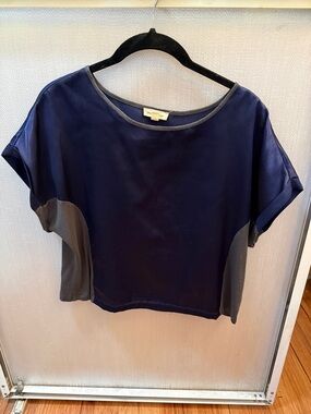 Women's Purple Satin and Gray Short Sleeve Boxy Top